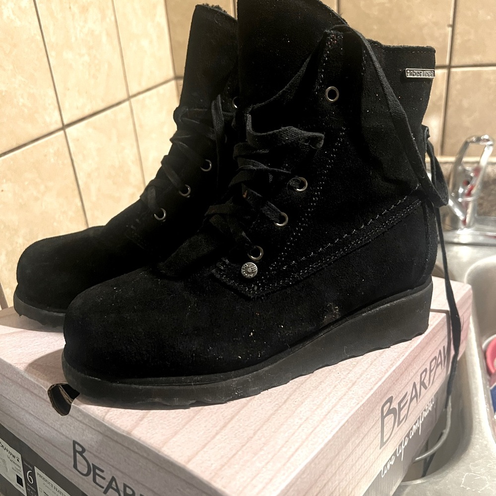 Bearpaw winter boots